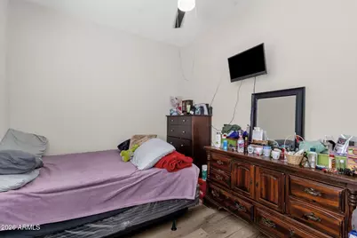 2126 N 25th Place, Phoenix, AZ 85008 - Photo 37