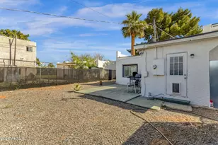 2126 North 25th Pl, Phoenix, AZ 85008 - Photo 23