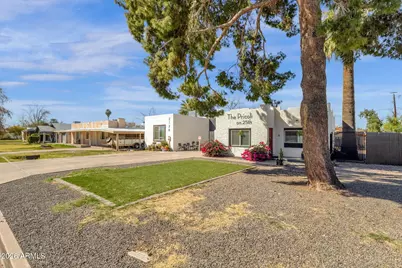 2126 N 25th Place, Phoenix, AZ 85008 - Photo 3