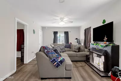 2126 N 25th Place, Phoenix, AZ 85008 - Photo 5