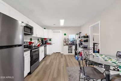 2126 N 25th Place, Phoenix, AZ 85008 - Photo 11