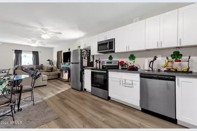 2126 N 25th Place, Phoenix, AZ 85008 - Photo 9