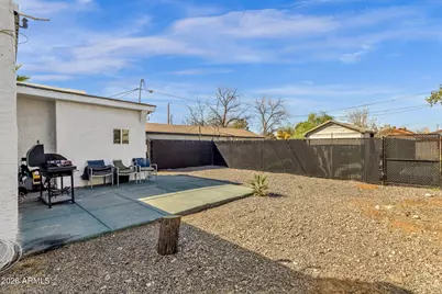 2126 N 25th Place, Phoenix, AZ 85008 - Photo 21
