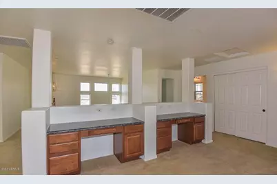 11383 N 161st Lane, Surprise, AZ 85379 - Photo 11