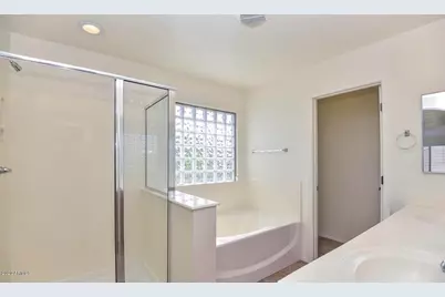 11383 N 161st Lane, Surprise, AZ 85379 - Photo 13