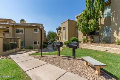 1880 E Morten Avenue #101, Phoenix, AZ 85020 - Photo 23