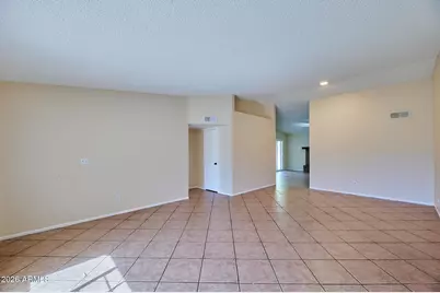 1516 E Fremont Road, Phoenix, AZ 85042 - Photo 1