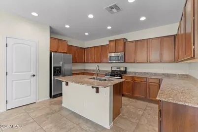 4636 E Maplewood Street, Gilbert, AZ 85297 - Photo 19