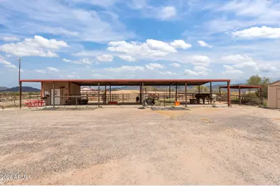 21800 W Hawkeye Road, Congress, AZ 85332 - Photo 15
