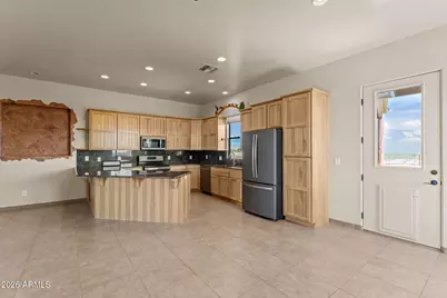 21800 W Hawkeye Road, Congress, AZ 85332 - Photo 31