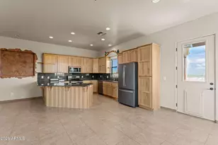 21800 W Hawkeye Rd, Congress, AZ 85332 - Photo 31