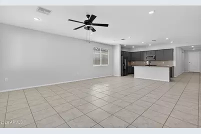 17768 W Raymond Street, Goodyear, AZ 85338 - Photo 11