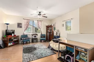 8117 W Groom Creek Rd, Phoenix, AZ 85043 - Photo 3