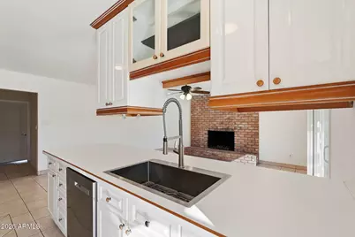 2503 S Jentilly Lane, Tempe, AZ 85282 - Photo 17