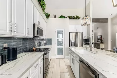 2486 W Shannon Street, Chandler, AZ 85224 - Photo 13