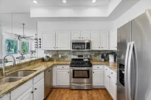 8270 N Hayden Rd, Scottsdale, AZ 85258 - Photo 13