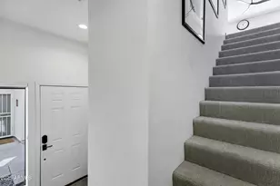 8270 N Hayden Rd, Scottsdale, AZ 85258 - Photo 31