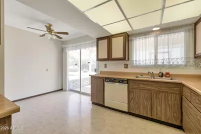 12911 W Shadow Hills Drive, Sun City West, AZ 85375 - Photo 9