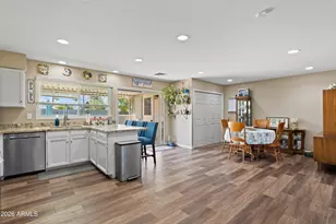 1527 W Alamo Dr, Chandler, AZ 85224 - Photo 7