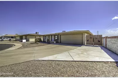 4023 E Clovis Circle, Mesa, AZ 85206 - Photo 5