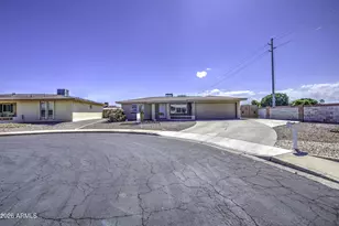 4023 E Clovis Cir, Mesa, AZ 85206 - Photo 3