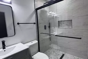 3008 W Angela Dr, Phoenix, AZ 85053 - Photo 15