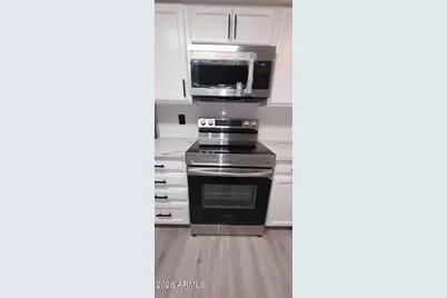 3008 W Angela Drive, Phoenix, AZ 85053 - Photo 9