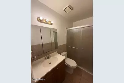 8101 N 31st Drive, Phoenix, AZ 85051 - Photo 13