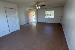 8101 N 31st Dr, Phoenix, AZ 85051 - Photo 5