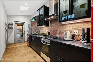 358 E Whitton Ave, Phoenix, AZ 85012 - Photo 25