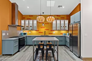 358 E Whitton Ave, Phoenix, AZ 85012 - Photo 9