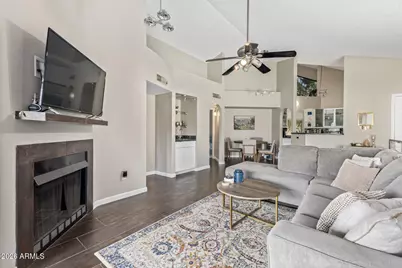 10301 N 70th Street #210, Paradise Valley, AZ 85253 - Photo 3