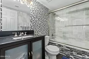 10301 N 70th St, Paradise Valley, AZ 85253 - Photo 21