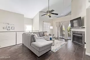 10301 N 70th St, Paradise Valley, AZ 85253 - Photo 1