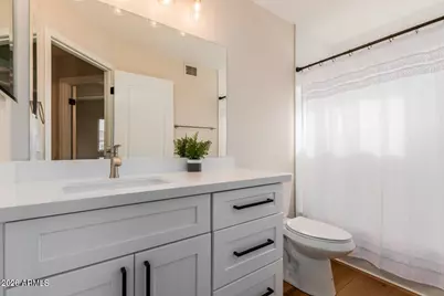 20929 N 37th Way, Phoenix, AZ 85050 - Photo 11