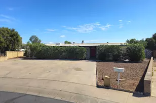 6538 W Hatcher Rd, Glendale, AZ 85302 - Photo 1