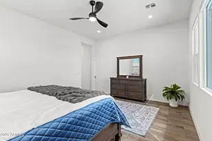 17613 W Guthrie St, Surprise, AZ 85388 - Photo 25