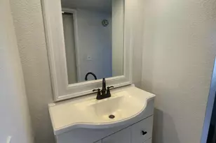 7557 N Dreamy Draw Dr, Phoenix, AZ 85020 - Photo 13