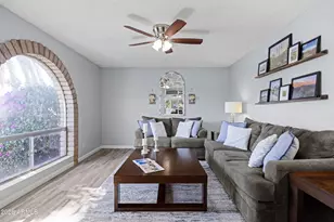 4948 E Corrine Dr, Scottsdale, AZ 85254 - Photo 9