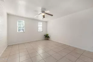 2940 W El Caminito Dr, Phoenix, AZ 85051 - Photo 9