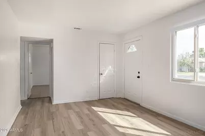 2940 W El Caminito Drive, Phoenix, AZ 85051 - Photo 3