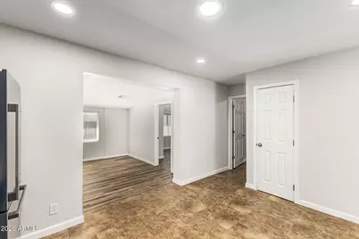 1101 W Oakland Street, Chandler, AZ 85224 - Photo 9