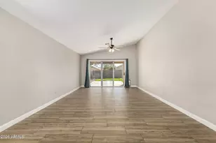 4513 E Dry Creek Rd, Phoenix, AZ 85044 - Photo 11