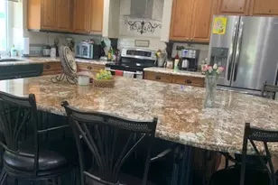 8756 W Rockwood Dr, Peoria, AZ 85382 - Photo 9