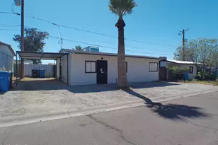 723 E Sunnyslope Ln, Phoenix, AZ 85020 - Photo 1