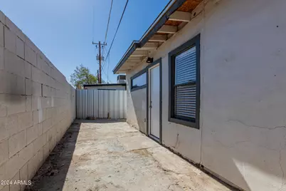 723 E Sunnyslope Lane, Phoenix, AZ 85020 - Photo 23