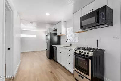 723 E Sunnyslope Lane, Phoenix, AZ 85020 - Photo 11