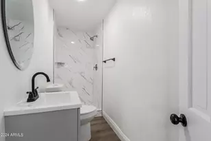 723 E Sunnyslope Ln, Phoenix, AZ 85020 - Photo 17