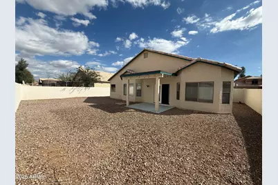 8136 W Laurel Lane, Peoria, AZ 85345 - Photo 19