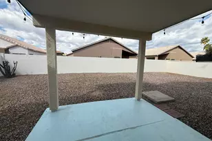 8136 W Laurel Ln, Peoria, AZ 85345 - Photo 15